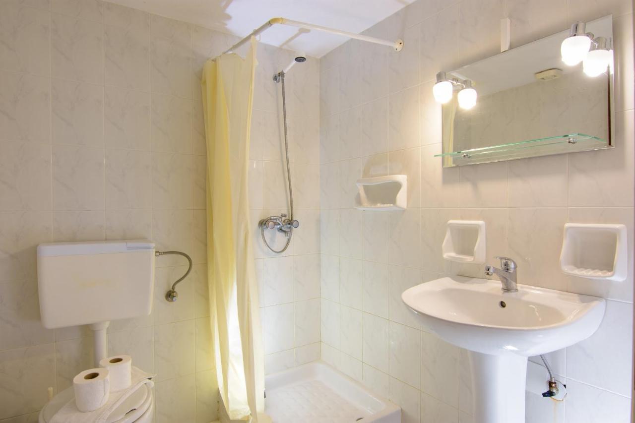 Hiona Seaside Apartment Elounda  Exterior photo
