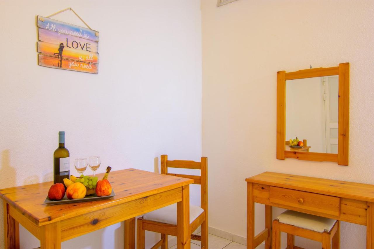 Hiona Seaside Apartment Elounda  Exterior photo