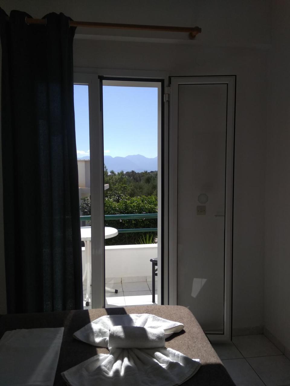 Hiona Seaside Apartment Elounda  Exterior photo