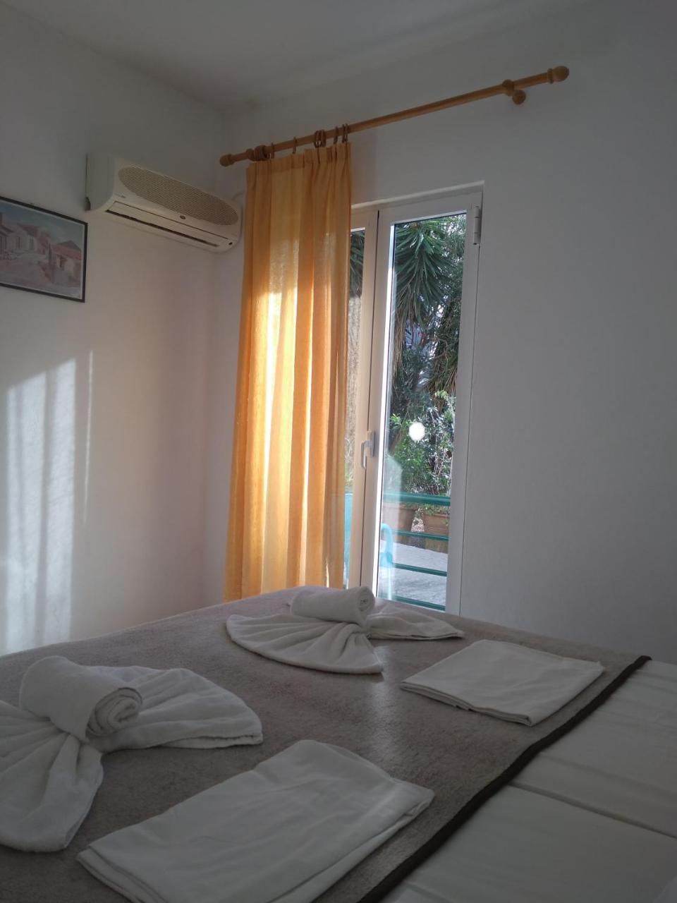 Hiona Seaside Apartment Elounda  Exterior photo